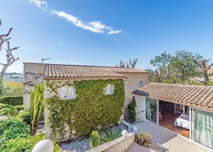 Diane By Terrys Homes Dom wakacyjny Cannes