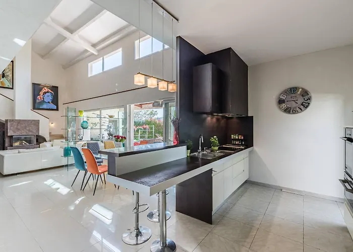 بيت للعطل Diane By Terrys Homes *