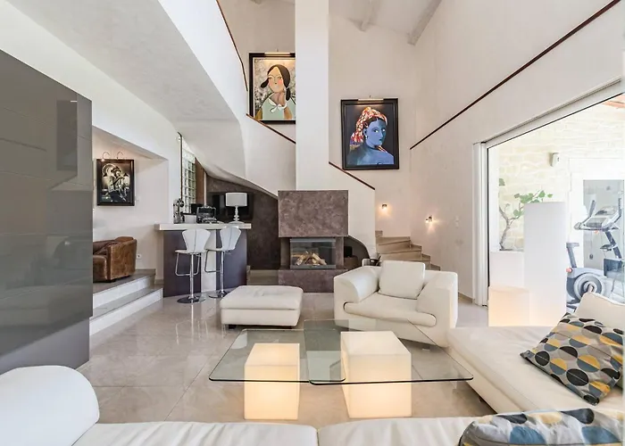 Diane By Terrys Homes كان